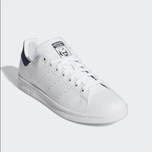 Adidas Stan Smith Women’s Sneakers Size 7 In Core White / Core White / Dark Blue